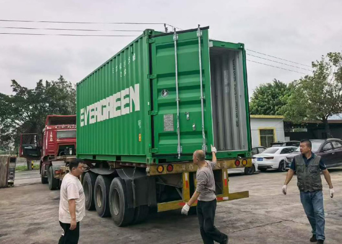 JD72 Three station thermoforming machine export to Peru