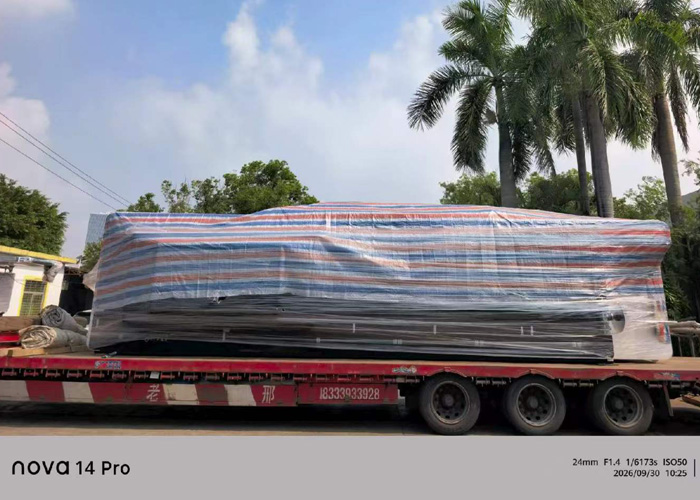 JD9070 Thermoforming machine shipment